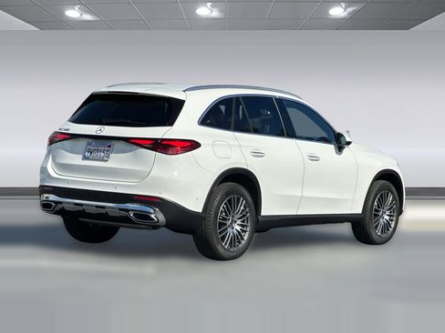 Used 2026 Mercedes-Benz GLC 300 image 9