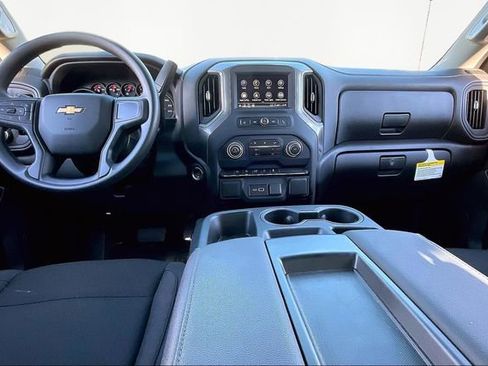 Used 2026 Chevrolet Silverado 1500 Custom image 7