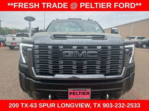 Used 2024 GMC Sierra 2500 Denali Ultimate w/ Max Trailering Package image 8