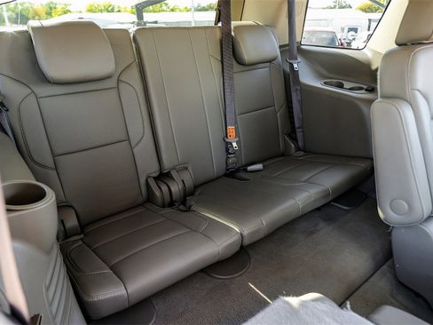 Used 2019 GMC Yukon SLT image 40
