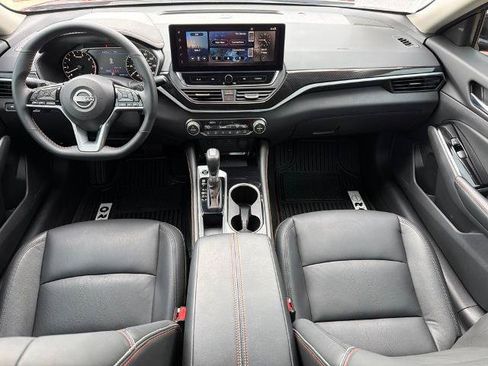 Certified 2025 Nissan Altima 2.5 SR w/ SR Premium Package FWD image 21