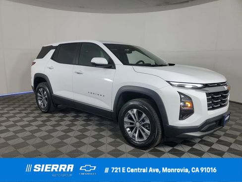 New 2026 Chevrolet Equinox LT image 1