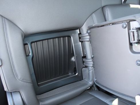 Used 2025 Chevrolet Silverado 1500 LTZ w/ LTZ Premium Texas Edition image 20