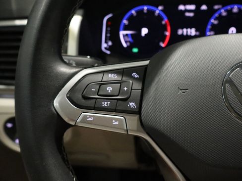 Used 2021 Volkswagen Atlas SEL image 11