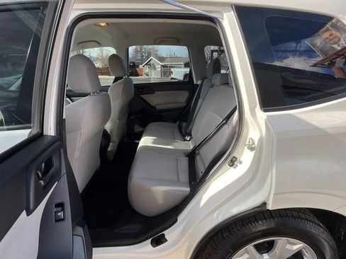 Used 2016 Subaru Forester 2.5i w/ Alloy Wheel Package image 19