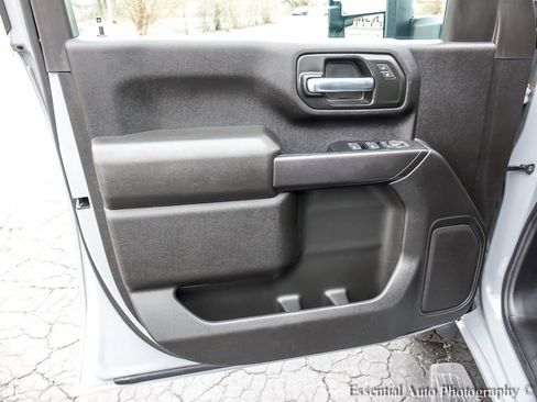 Used 2025 Chevrolet Silverado 2500 Custom w/ Custom Value Package AWD/4WD image 20
