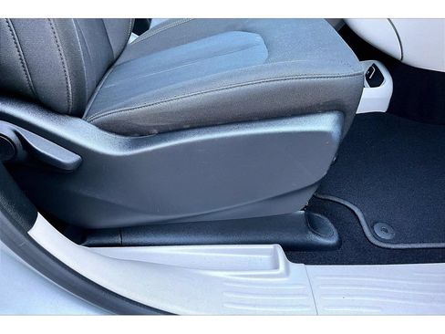 Certified 2024 Chrysler Voyager LX FWD image 51