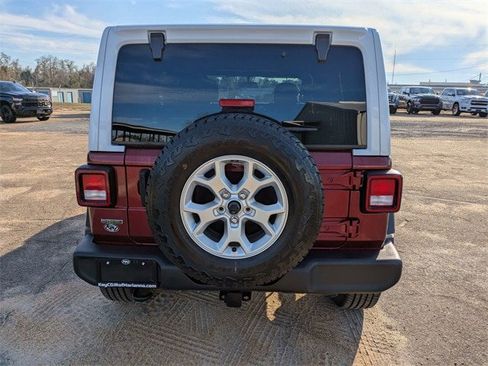 Used 2021 Jeep Wrangler Unlimited Sport image 5