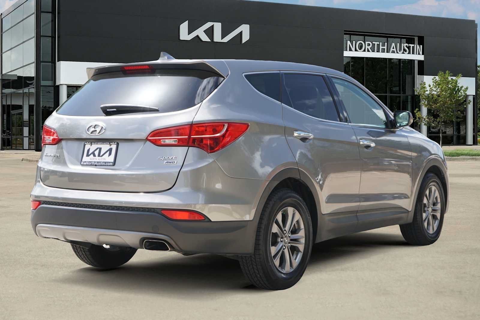 Used 2015 Hyundai Santa Fe Sport AWD/4WD image 4