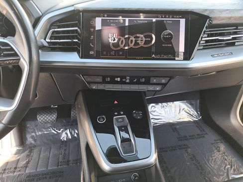 Certified 2024 Audi Q4 e-tron Premium image 21