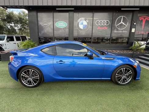 Used 2014 Subaru BRZ Limited w/ Popular Package #2B RWD image 8