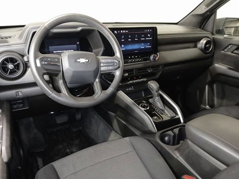 Certified 2023 Chevrolet Colorado W/T w/ WT Convenience Package II image 9