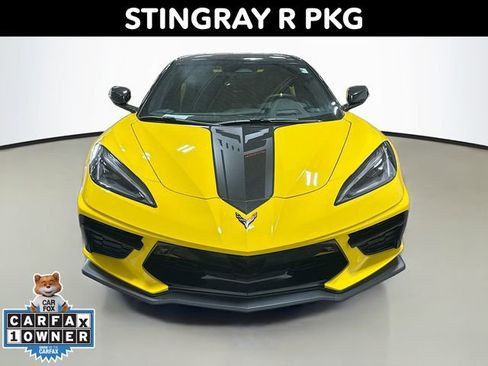 Used 2025 Chevrolet Corvette Stingray Premium Conv w/ Z51 Performance Package RWD image 3