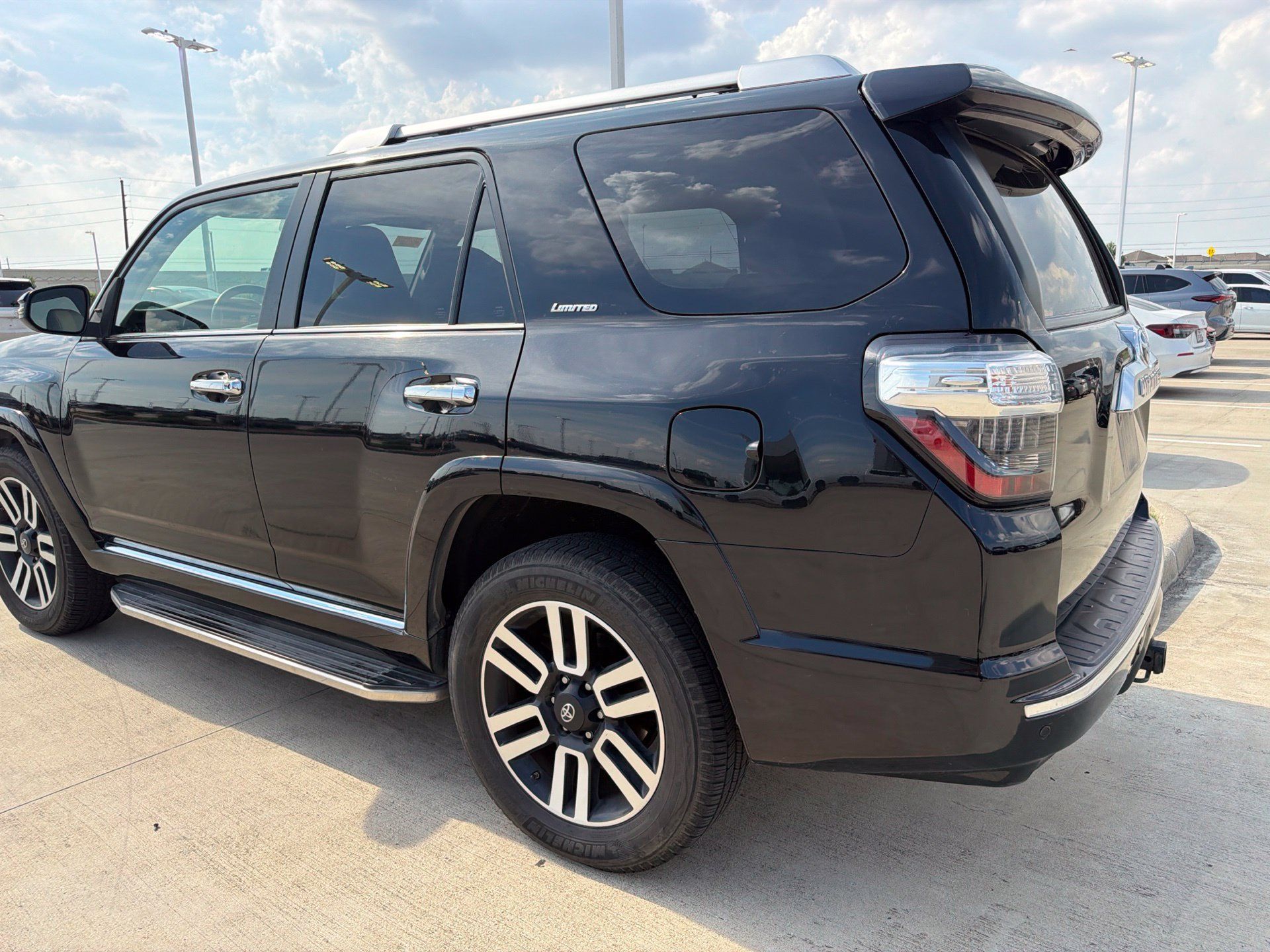 Used 2015 Toyota 4Runner Limited AWD/4WD image 5