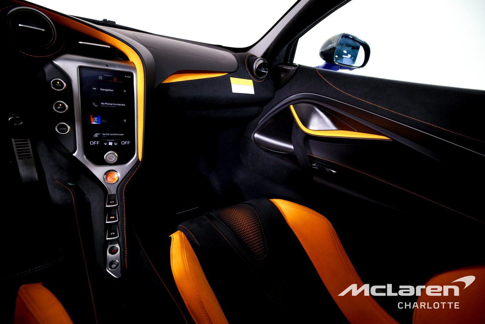 Used 2025 McLaren 750S RWD image 17