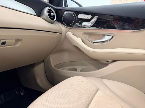 Used 2019 Mercedes-Benz GLC 300 image 49