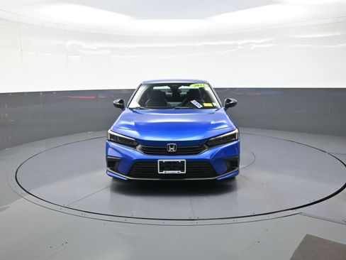 Used 2023 Honda Civic Sport image 8