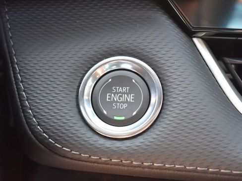 New 2027 Chevrolet Equinox LT w/ Safety and Technology Package FWD image 25