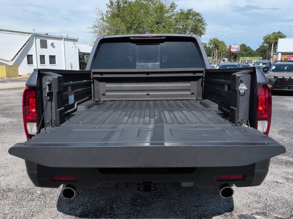Used 2025 Honda Ridgeline RTL image 13