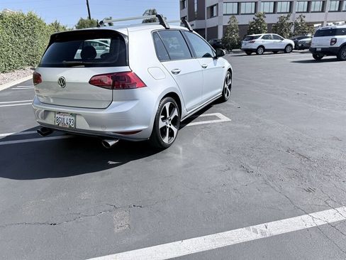 Used 2017 Volkswagen GTI S FWD image 12