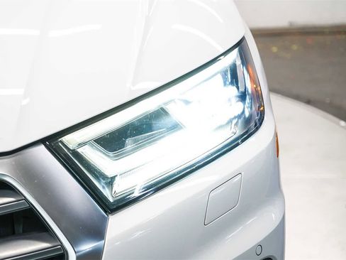 Used 2018 Audi Q5 2.0T Premium Plus w/ Premium Plus Package image 7