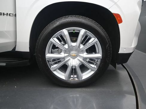 Used 2023 Chevrolet Tahoe High Country w/ Advanced Technology Package AWD/4WD image 20