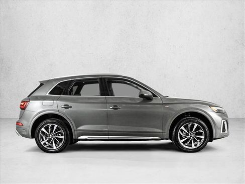 Used 2024 Audi Q5 2.0T Premium Plus w/ Premium Plus Package AWD/4WD image 4