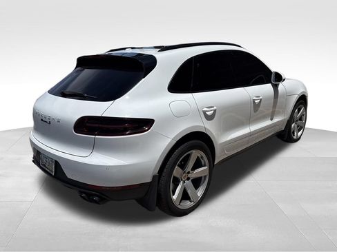 Used 2018 Porsche Macan AWD/4WD image 13