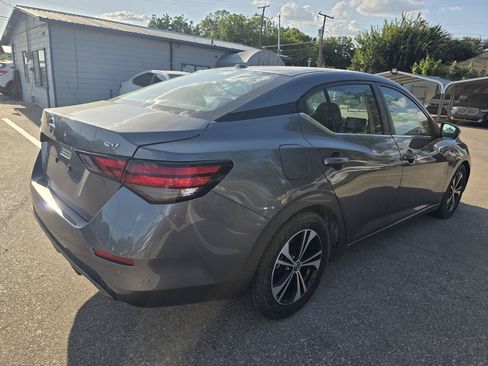 Used 2021 Nissan Sentra SV FWD image 5