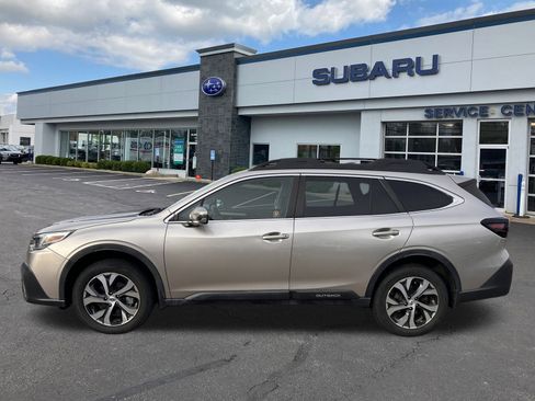 Used 2020 Subaru Outback Limited image 4