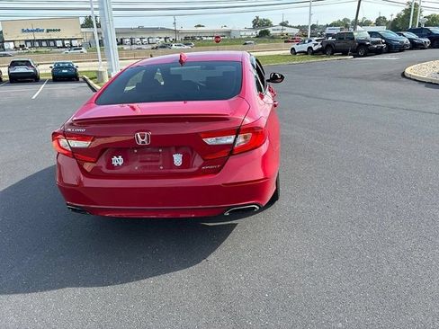Used 2018 Honda Accord Sport image 11