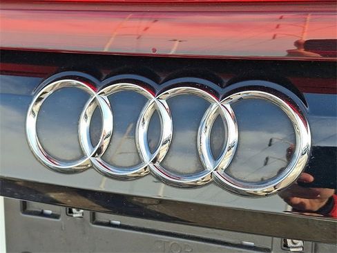 Used 2023 Audi Q8 Premium Plus w/ Premium Plus Package image 30