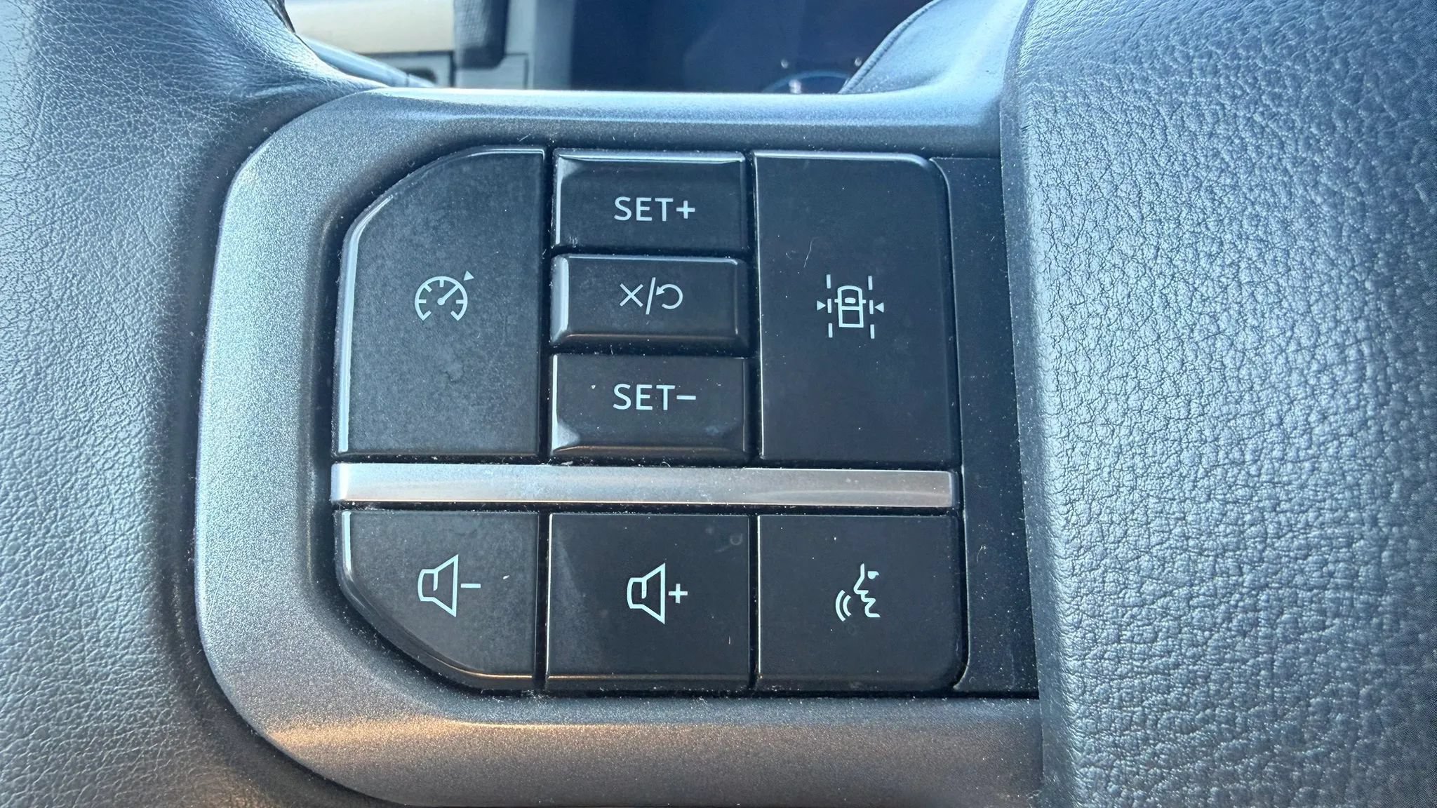 Used 2025 Ford F150 XLT w/ Equipment Group 301A Standard AWD/4WD image 19