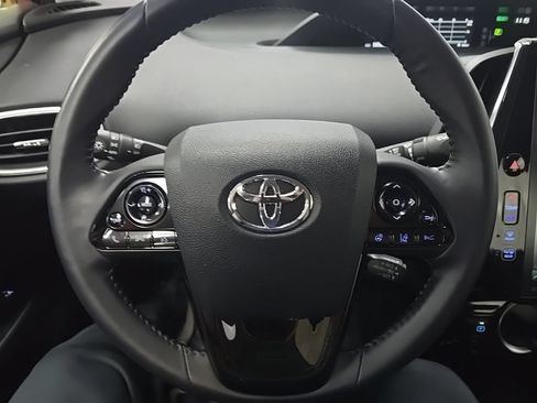 Used 2021 Toyota Prius Prime Limited FWD image 20