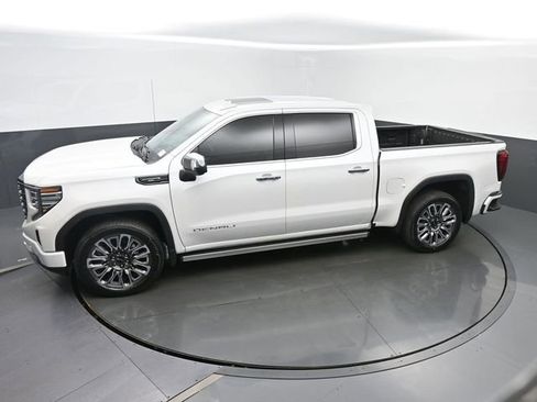 Certified 2023 GMC Sierra 1500 Denali Ultimate AWD/4WD image 39