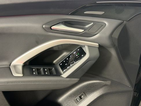 Certified 2025 Audi Q5 Premium Plus w/ Premium Plus AWD/4WD image 14