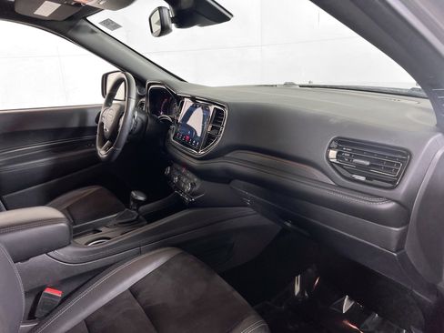 Used 2022 Dodge Durango GT image 31