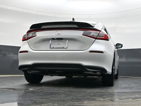 Used 2024 Honda Civic EX-L image 32