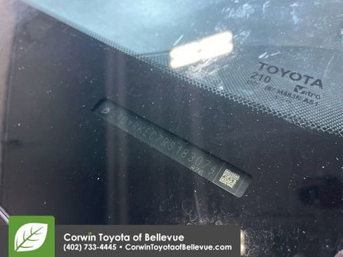 Certified 2024 Toyota Sienna XLE image 28