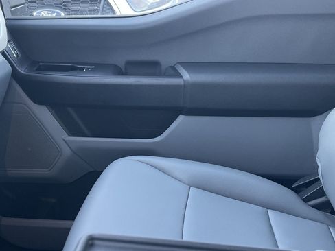 New 2026 Ford F250 XL w/ XL Chrome Package image 21