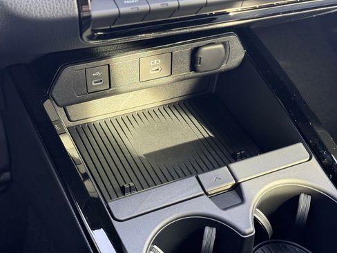 New 2026 Toyota Prius XLE image 26