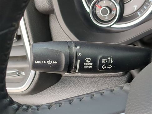 Used 2022 RAM 1500 Laramie image 24