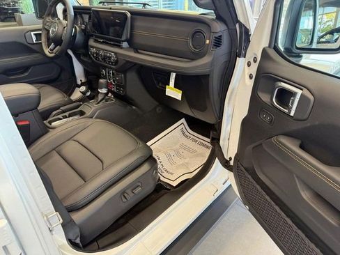 New 2025 Jeep Wrangler Unlimited Rubicon 392 image 15
