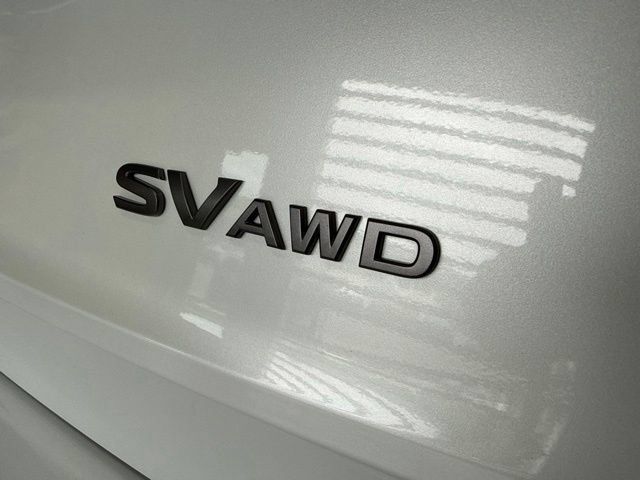 Used 2024 Nissan Rogue SV AWD/4WD image 17