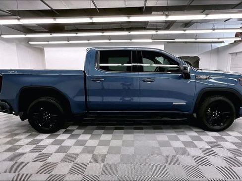 Used 2024 GMC Sierra 1500 Elevation w/ Elevation Premium Package AWD/4WD image 15