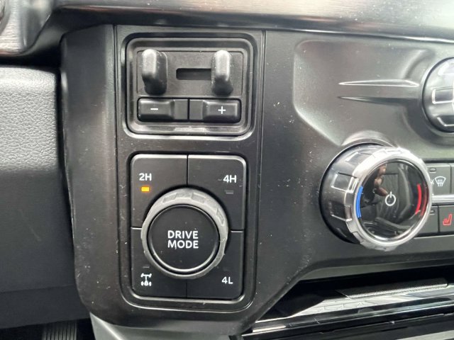 New 2026 Ford F250 Lariat w/ Black Appearance Package AWD/4WD image 23