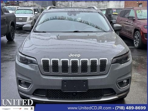 Used 2021 Jeep Cherokee Limited image 9