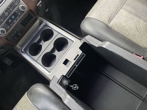 Used 2011 Ford F250 Lariat w/ Lariat Ultimate Pkg image 24