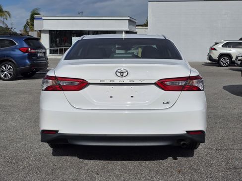 Used 2019 Toyota Camry L image 4