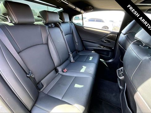 Used 2024 Lexus ES 350 F Sport w/ Accessory Package (Z2) image 24